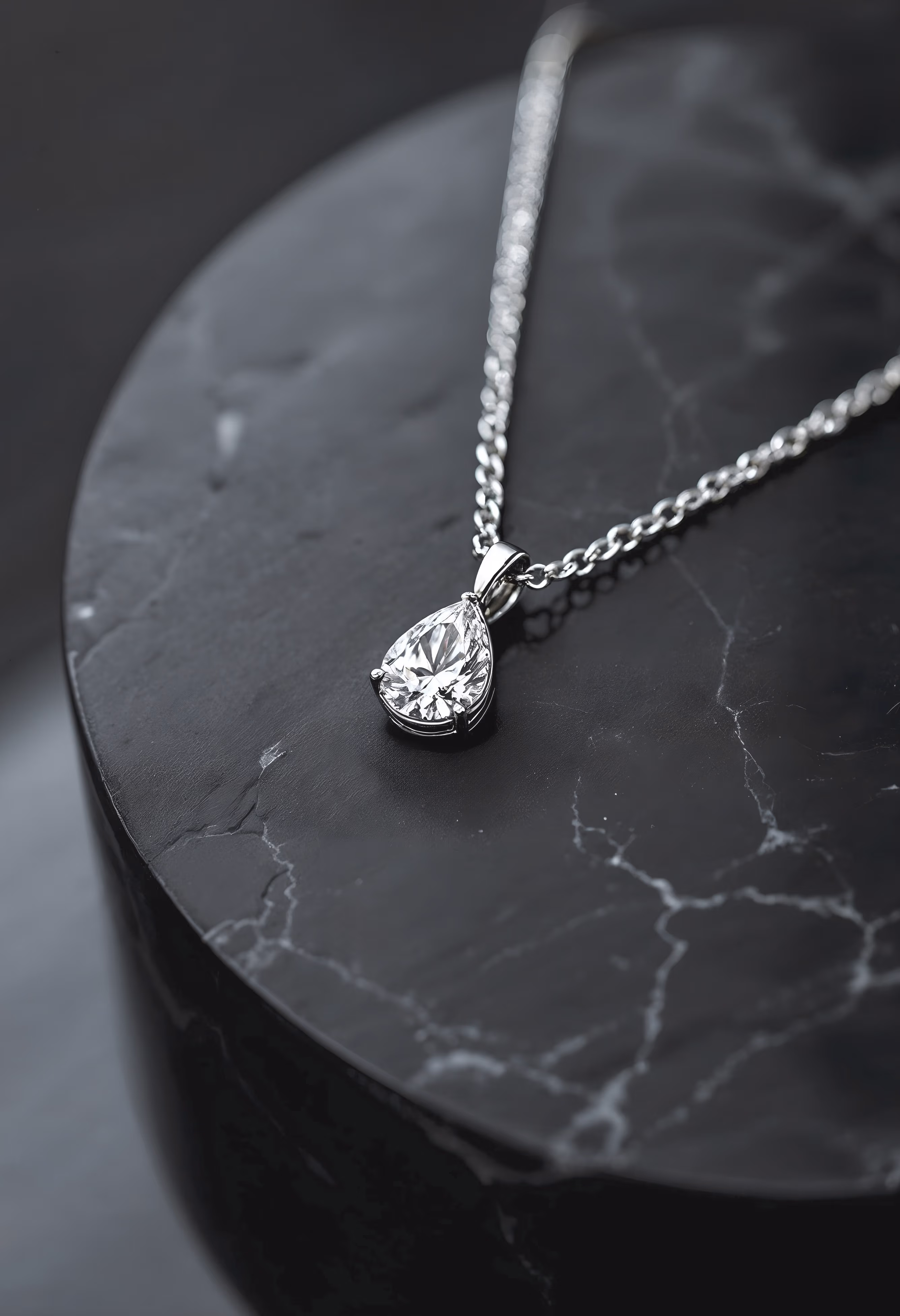 Classic Pearl Diamond Necklace
